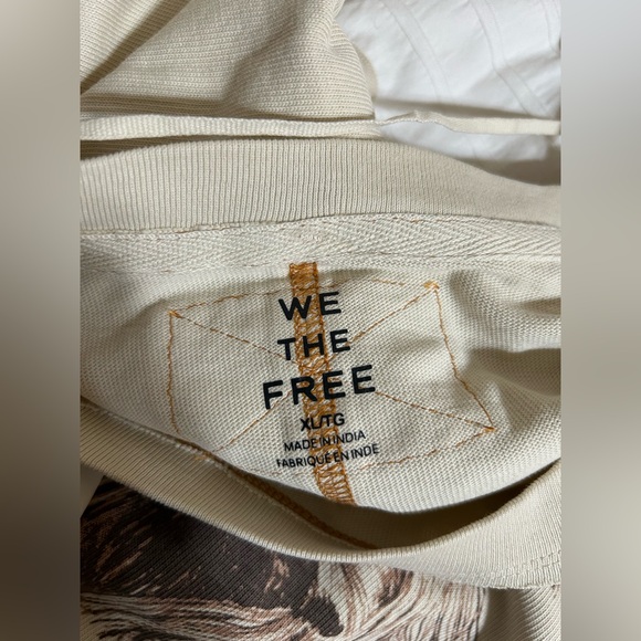 We The Free Farm Friends Tee. Color Ivory Comb. Size XL - Picture 6 of 9